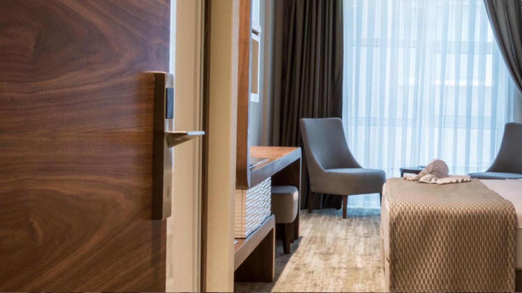 Ramada By Wyndham Gemli̇K Hotel Gemlik Bilik gambar