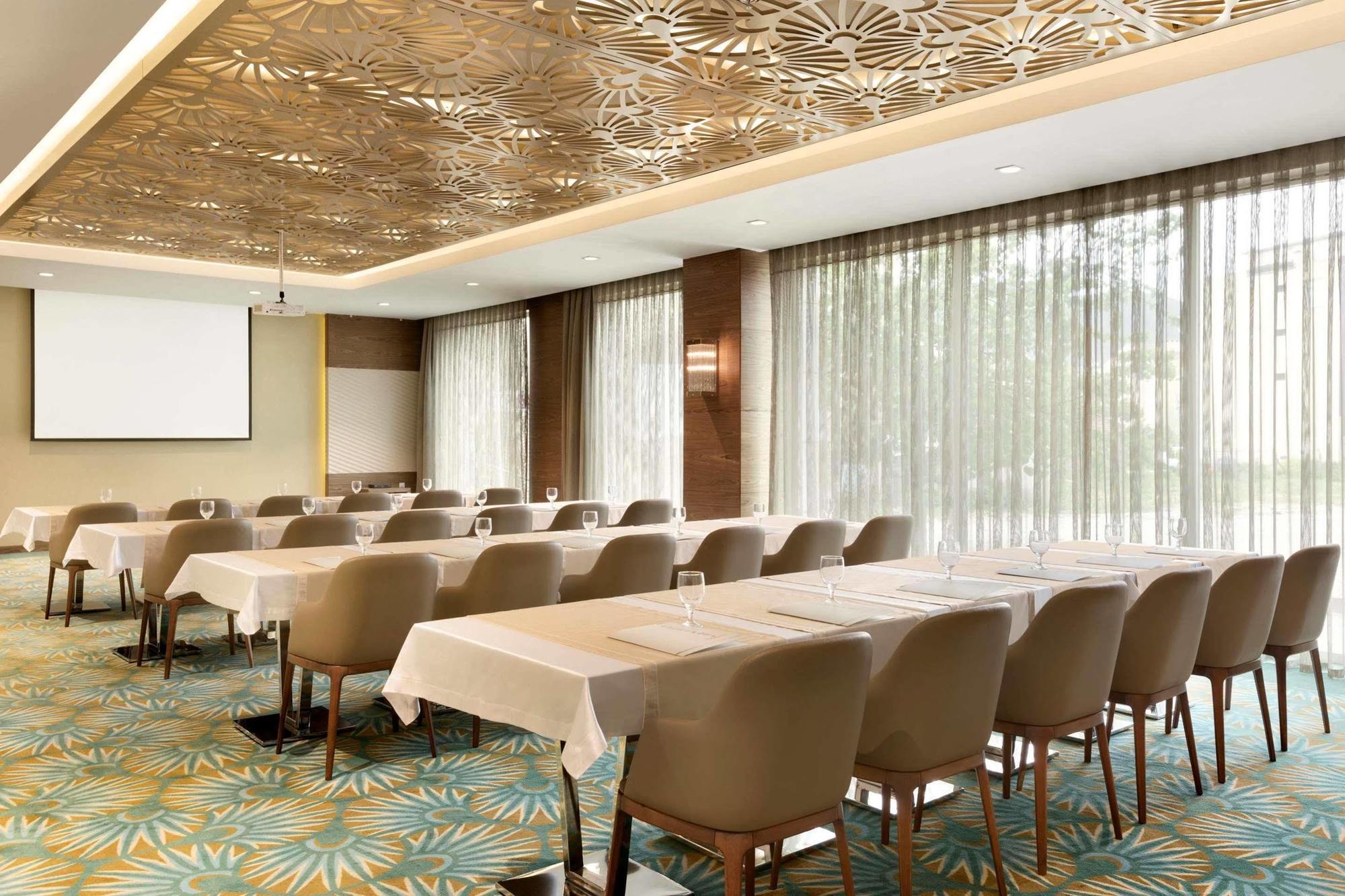 Ramada By Wyndham Gemli̇K Hotel Gemlik Luaran gambar